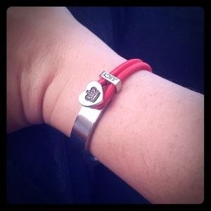 Juicy Couture metal pink bracelet